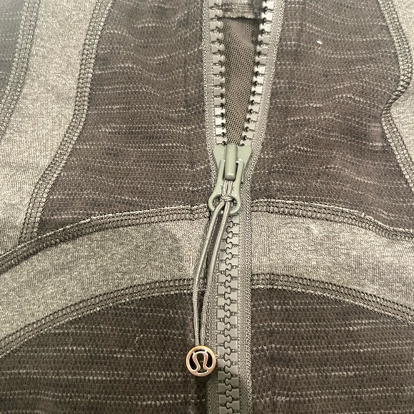 Lululemon define jacket! - Picture 5 of 5